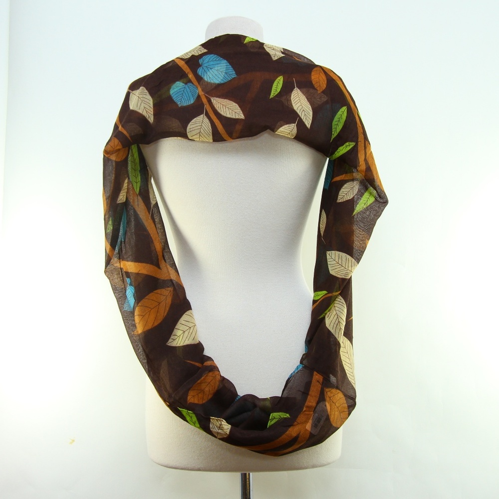 Icon Collection Womens Infinity Designer Scarf - Picture 4 of 5